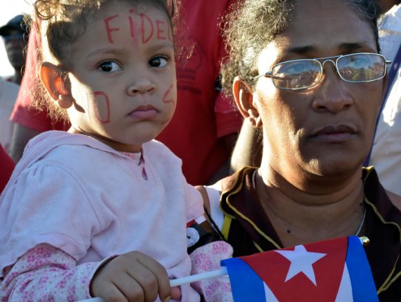 caravana-fidel-castro-santa-ifigenia-foto-raul-abreu-3-580x437