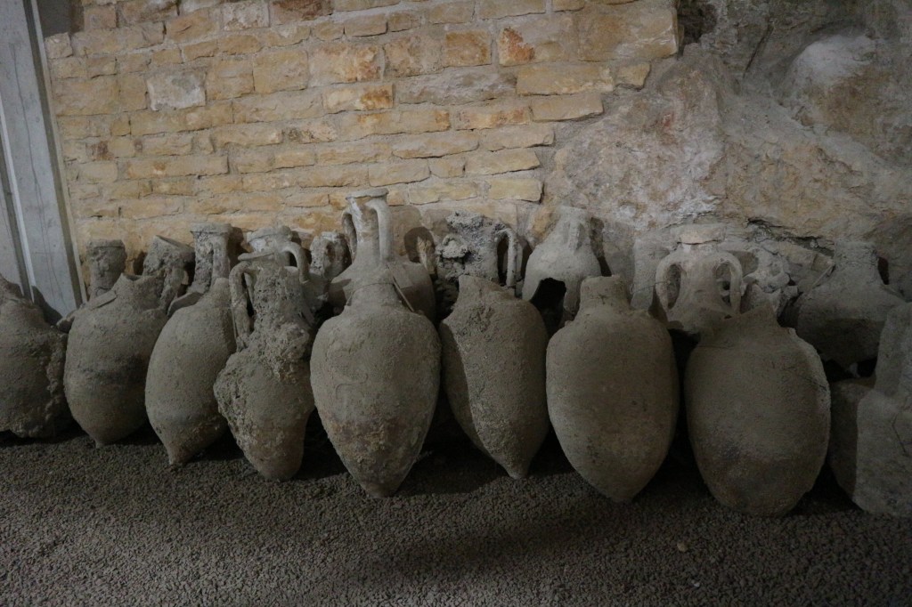 Questa immagine ha l'attributo alt vuoto; il nome del file è 083a.jpg